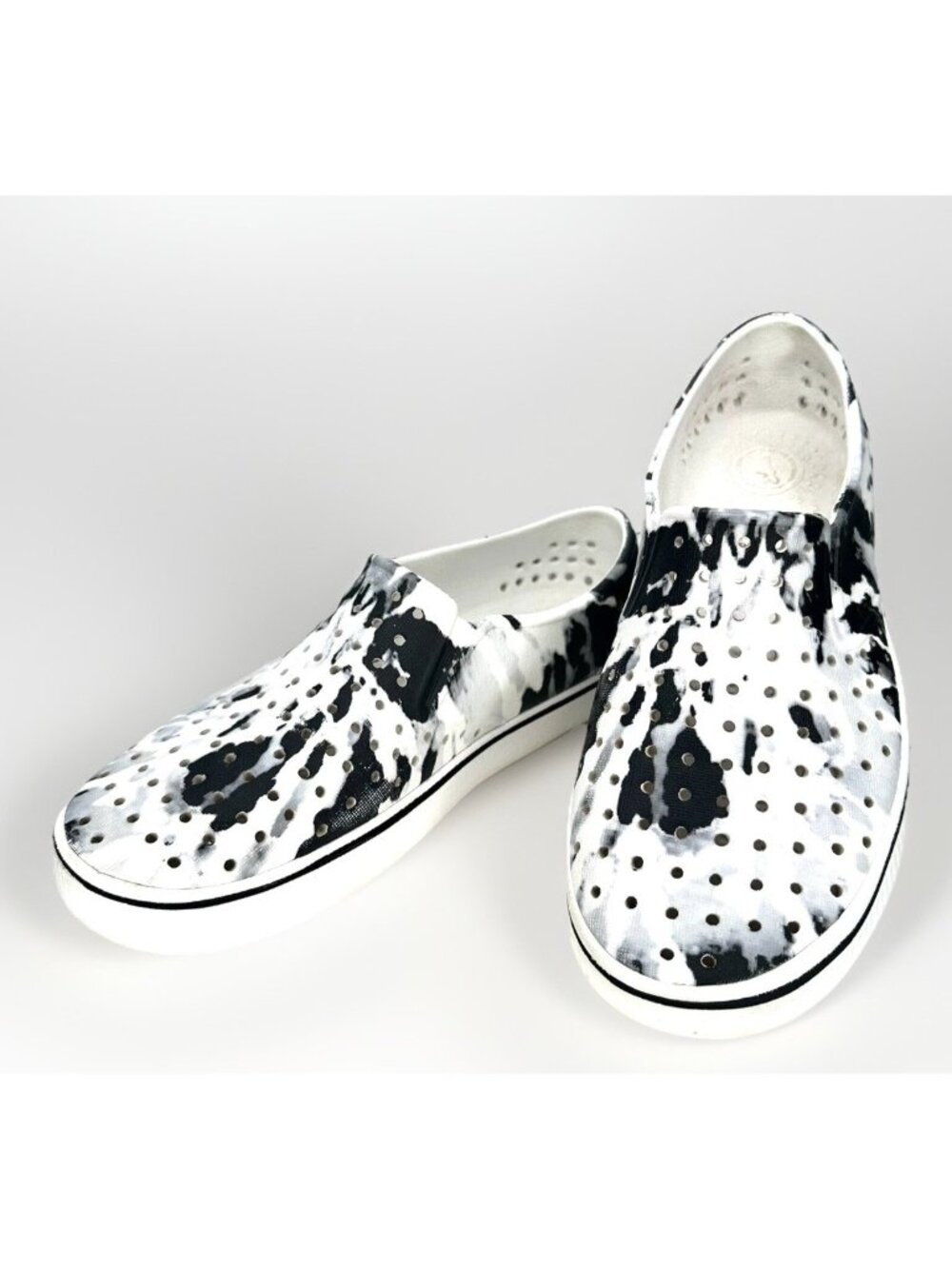 Native Shoes Miles Slip On Unisex M4 W6 Tie Dye Multicolor Lightweight Comfort